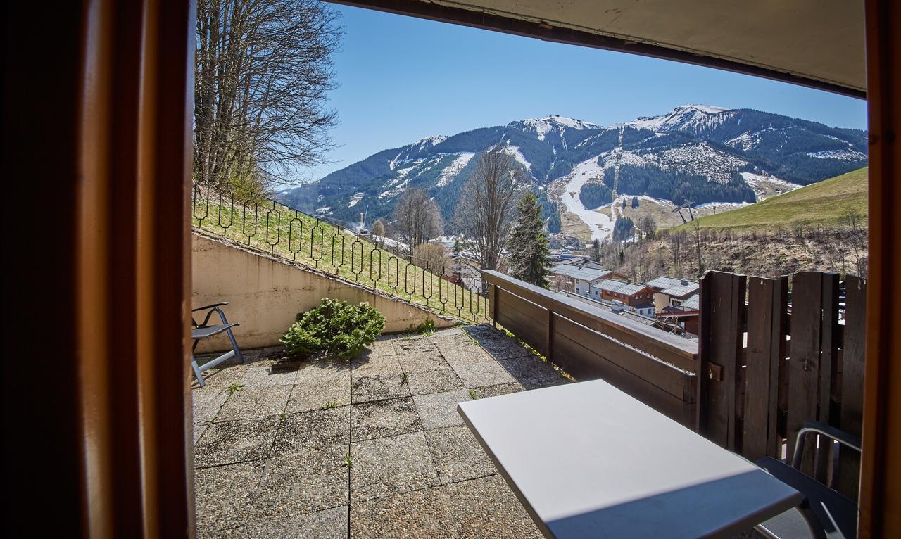 Appartement Bernkogel Заалбах-Хинтерглем Екстериор снимка